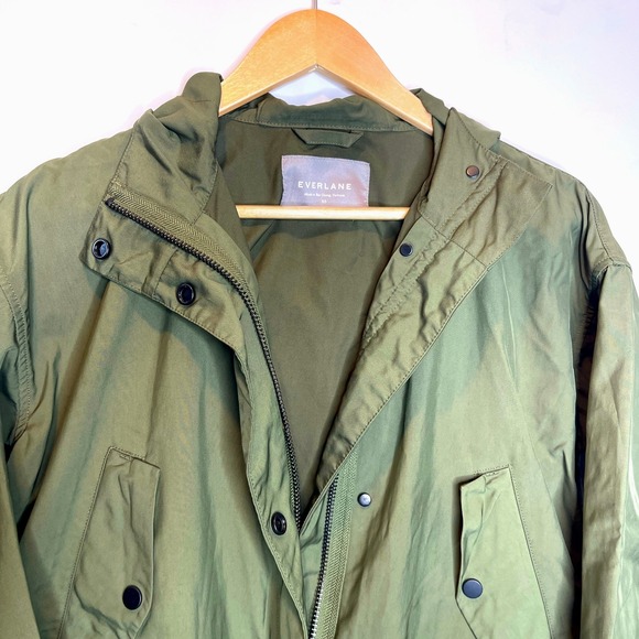 Everlane The City Anorak Army Green Jacket - Picture 3 of 6